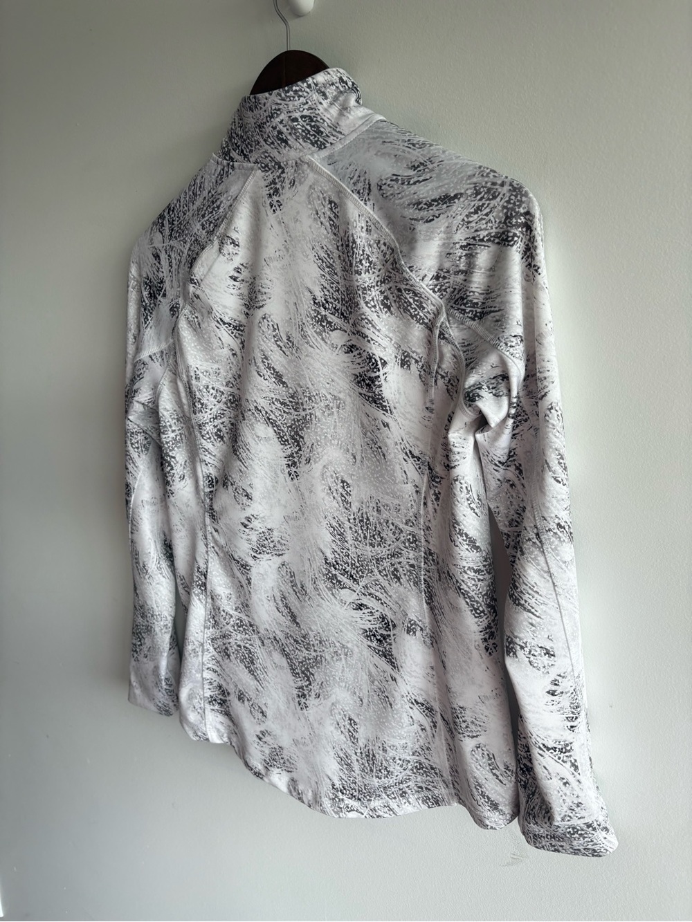 Joe Fresh Active Full Zip Athletic Jacket Gray White Abstract Print Medium - Picture 7 of 9